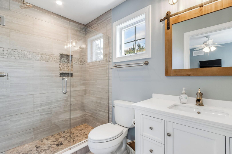 Bathroom 3, Country Club Drive 207, Sussex