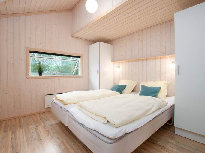 Interior 3, Villa With Private Sauna for Ten, Ostholstein