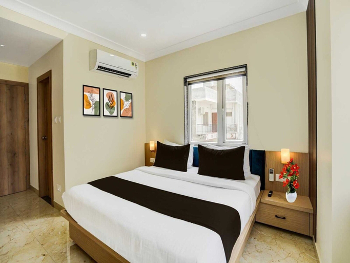 Room 2, Townhouse Khojwa Post Office, Varanasi
