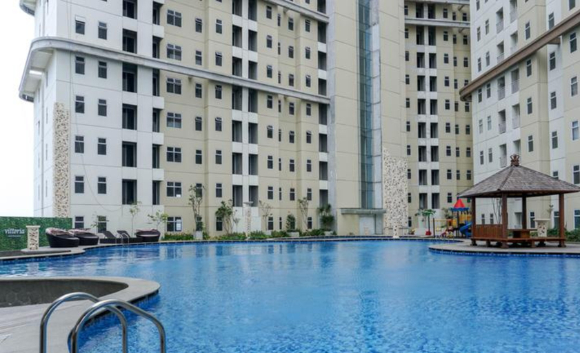 Swimming Pool 2, 3 Pax Practical 2BR at Vittoria Residence By Travelio, Jakarta Barat