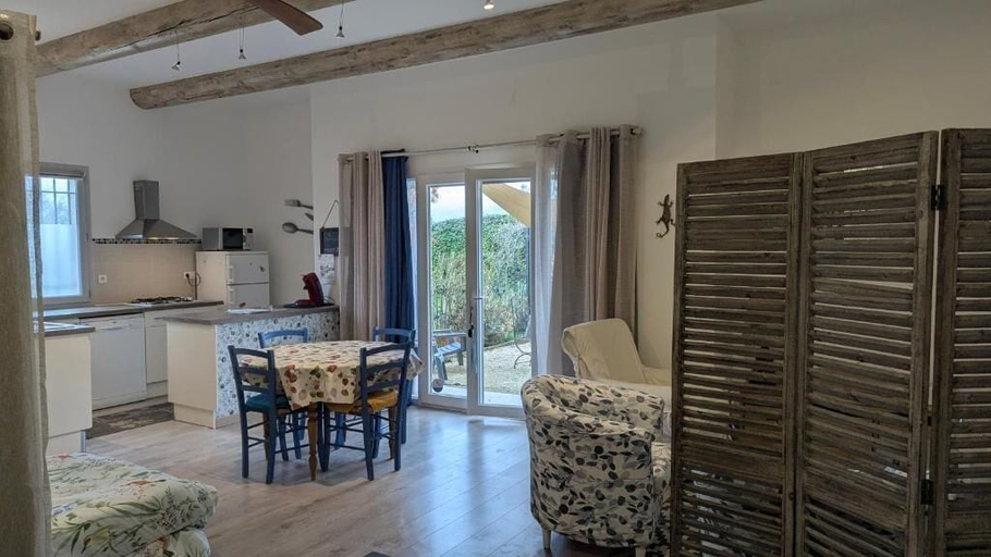 Interior 2, gite le Petit Luberon Lisianthus, Vaucluse