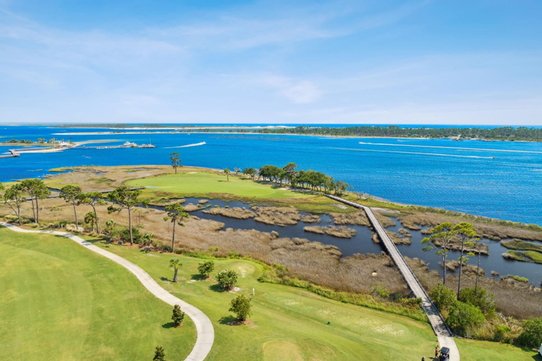 Golf, Beach House - Blueberry Beach, Bay