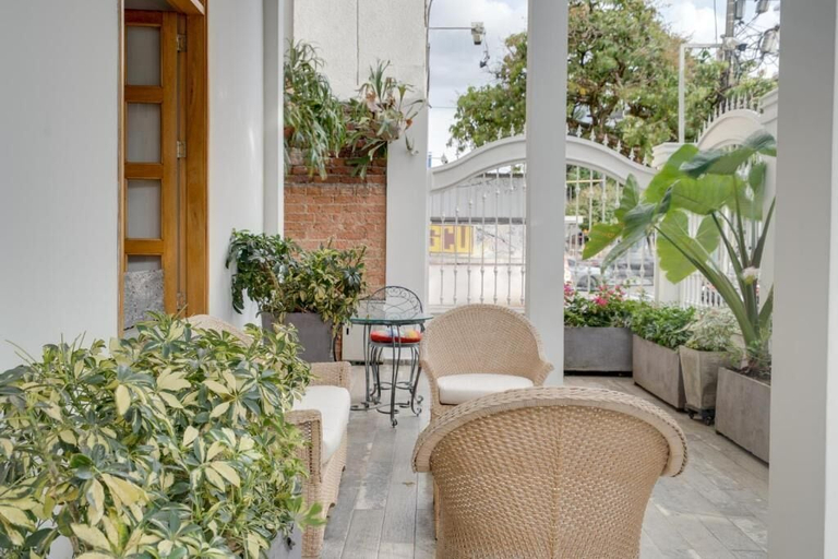Terrace/patio 5, Hotel Granada Embassy, Santiago de Cali