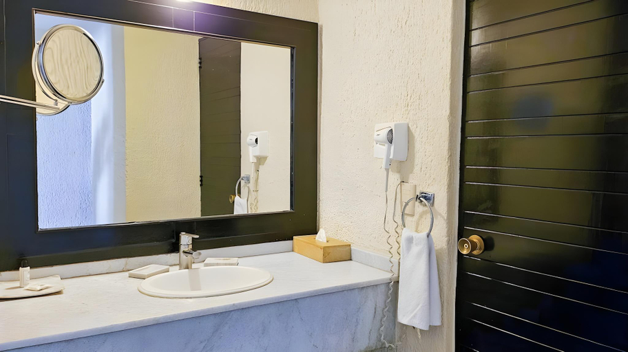 Bathroom 4, Casa Francisco, Cuernavaca