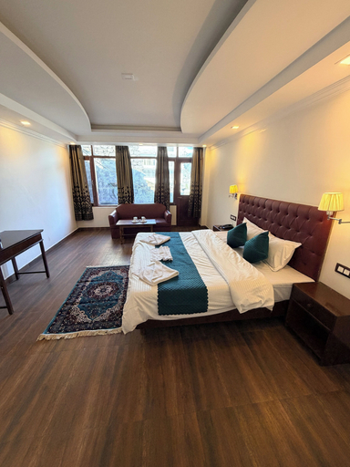 Bedroom 2, Hotel Green Tara, Kullu