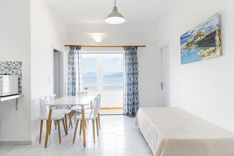 Others 5, Seaside Resorts, Ionian Islands