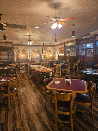 Food & Drinks 4, Days Inn & Suites by Wyndham Marshall, Harrison