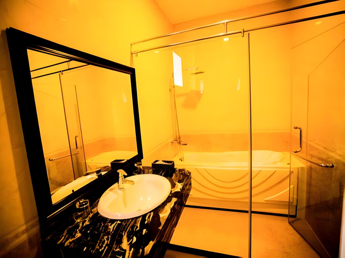 Bathroom 3, Thao Anh Hotel, Hải Dương