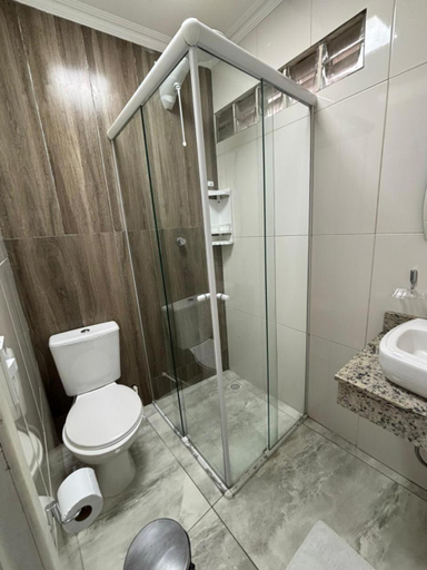 Bathroom 4, ASP hospedaria, Paranaguá