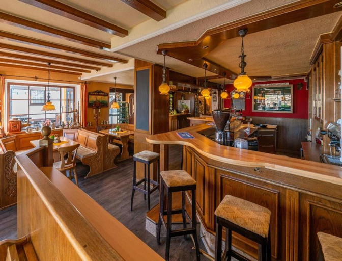 Bar (on property) 4, Belvilla Heiderhof 1-bedroom Apartment, Altenkirchen (Westerwald)