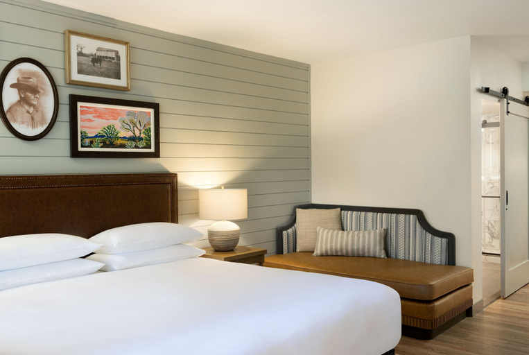 Bedroom 3, Hyatt Regency Hill Country Resort and Villas, Bexar