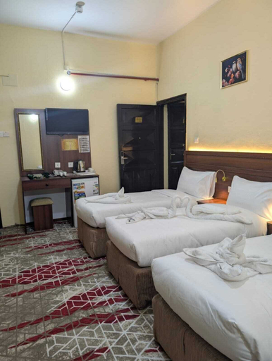 Room 5, AL JAWAHARA AL TABBA, Al Madinah Al Munawwarah