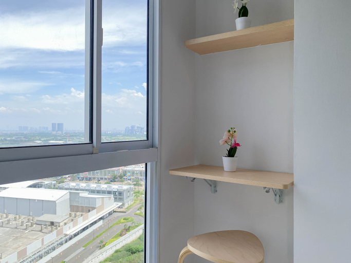 Facility, Practical Studio for 2 Pax at Tokyo Riverside PIK 2 Apartment near NICE By Travelio, Tangerang