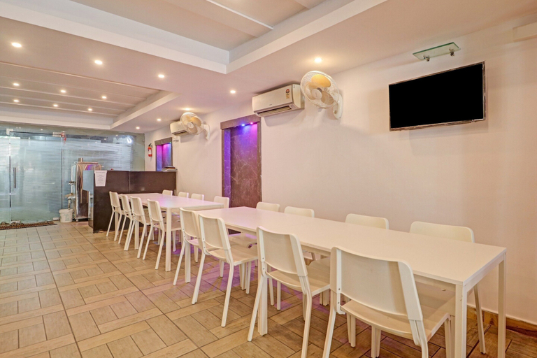 Dining 3, Hotel O by OYO New Hotel Hamsa, Hyderabad