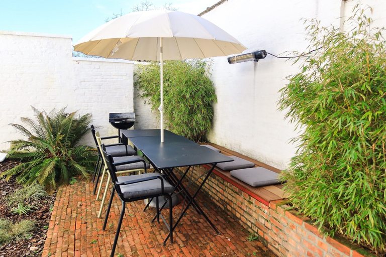 Garden 5, Cosy Courtyard House Hasselt, Limburg