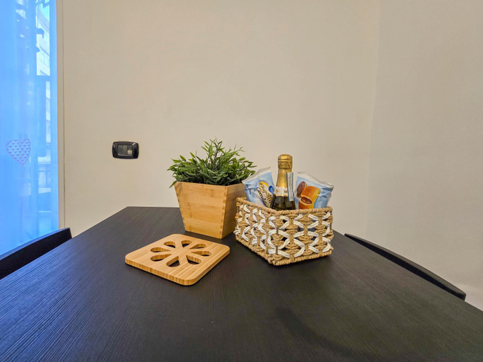 Food & Drinks, Rooms Mastrangelo, Napoli