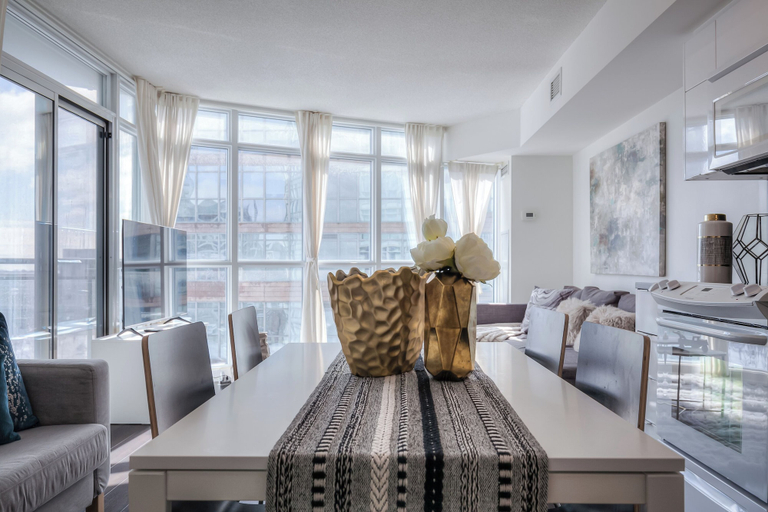 Interior 5, Urban Pulse Suites, Toronto