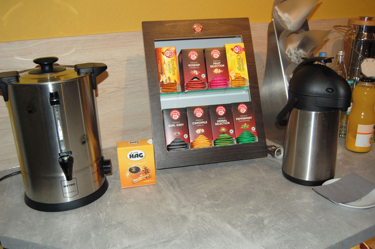 Breakfast buffet 5, XZLLENZ light Hotel, Fürth