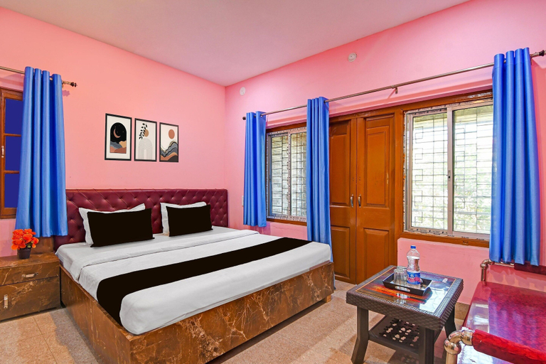 Room 2, Classic With Balcony Diamond Inn, Barddhaman