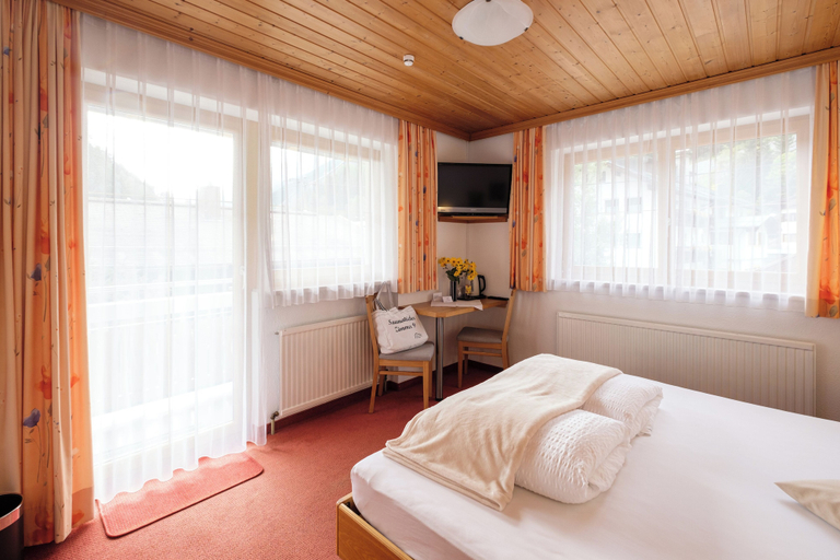 Others 4, Hotel Garni DIAS, Landeck