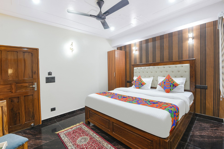 Room 4, Fabhotel Four Season, Delhi