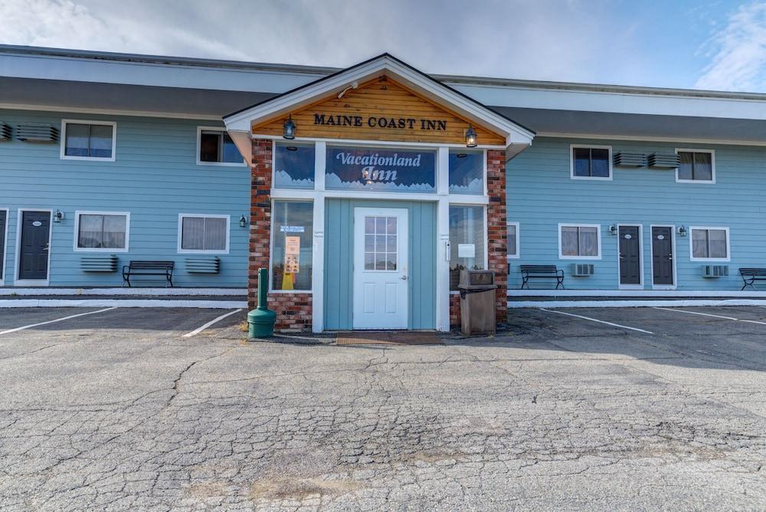 Exterior & Views 2, Vacationland Inn & Suites, Penobscot