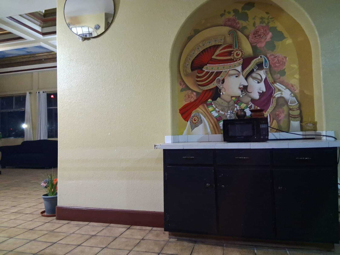 Public Area 2, Hotel O Colonial Inn Brownsville Tx, Cameron