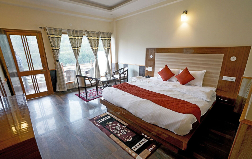 Room 5, Shyamala Solace By shrpl, Solan