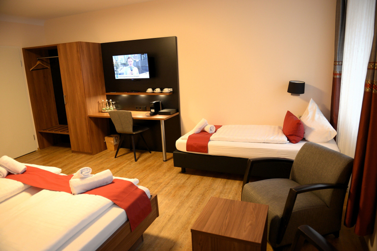 Bedroom 5, Hotel Brauerei Walter, Waldshut