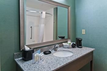 Others 5, Hampton Inn & Suites Pensacola/I-10 Pine Forest Road, Escambia