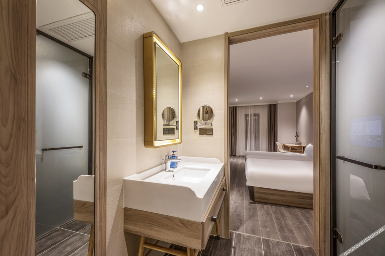 Bathroom 4, Hanting Premium Hotel Lianyungang Railway Station, Lianyungang
