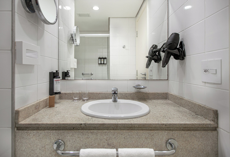 Bathroom 5, SÃO PAULO NAÇOES UNIDAS, AFFILIATED BY MELIÁ, São Paulo