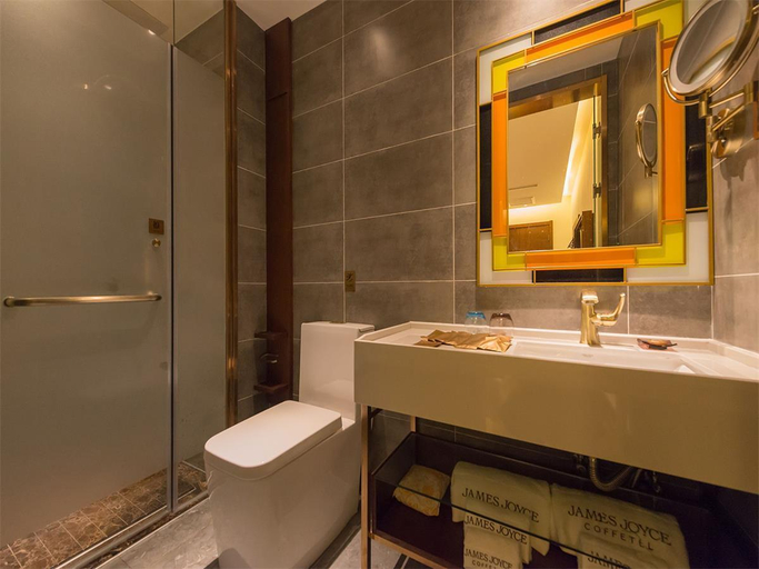 Bathroom 3, James Joyce Coffetel Beijing Qianmen Branch, Beijing