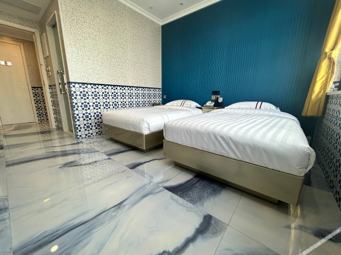 Others 2, Grande Hotel Macau, Macao