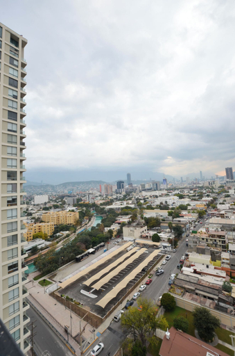Balcony view 5, Héroes 47, Monterrey