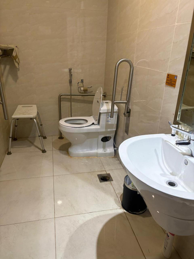 Bathroom 4, Crown Rose Hotel, Riyadh