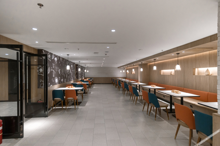 Food & Drinks 5, Hanting Premium Hotel Hailar Central Road, Hulunbuir