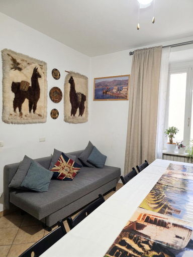 Others 4, La Piazza B&B, Lecco