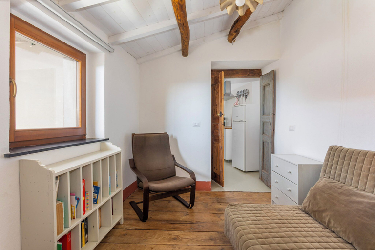 Living area 3, Casa con terrazza panoramica e servizio e-bike, Oristano