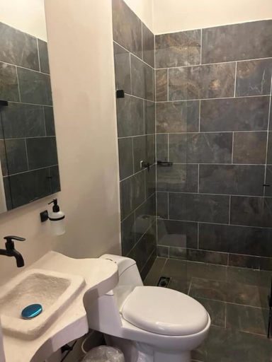 Bathroom 4, Hotel Kyros by 70, Medellín
