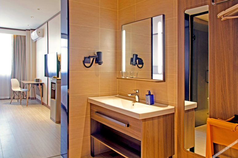 Bathroom 3, Hanting Hotel Ulanqab Station Taihe Road, Ulaan Chab