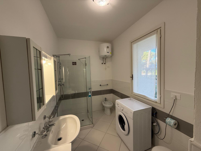 Bathroom 2, Villa Silvia, Udine
