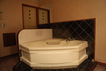 Others 3, King Hotel, Seongnam