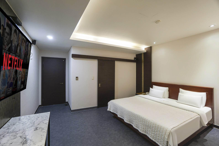 Bedroom 2, Daejeon Yuseong Spa Tower, Yuseong