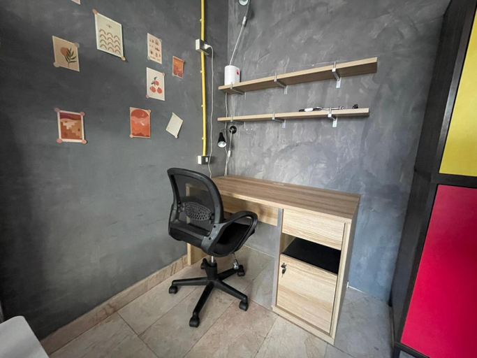 Others 3, Brio Cafe and Hostel, Khlong San