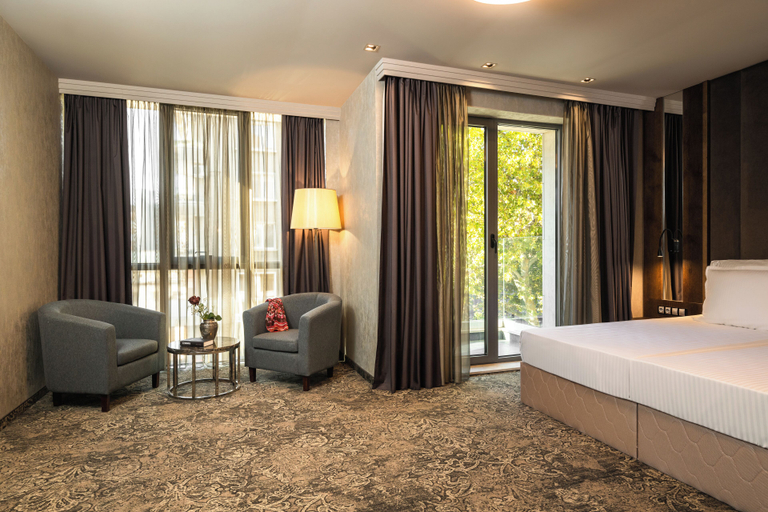 Bedroom 3, Royal Hotel Plovdiv, Plovdiv