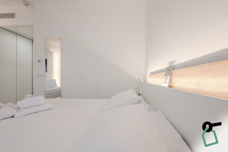 Bedroom 3, Hotiday Room Collection - Tirrenia, Pisa