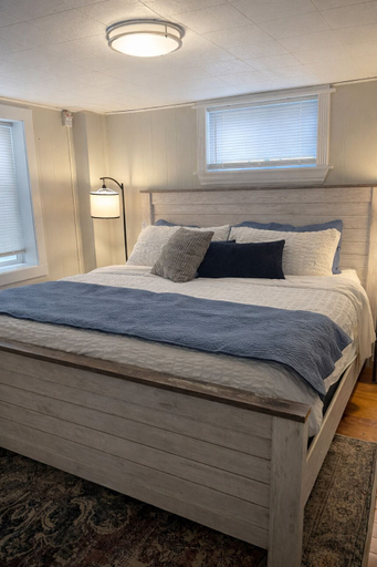 Bedroom 2, Charming Bungalow Next to UNC - Free Cruiser Bikes!, Weld