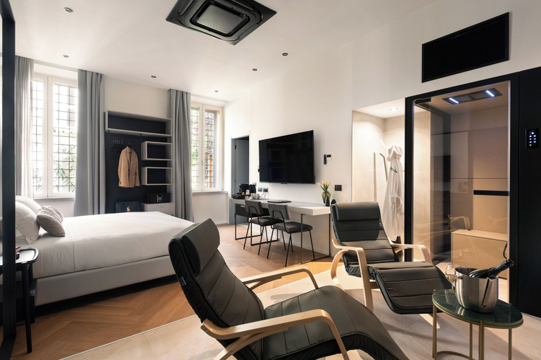 Room 2, At Forty-One Apt 02, Rome