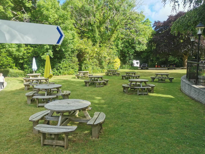 Outdoor dining 5, Hayle holiday cottage, Cornwall